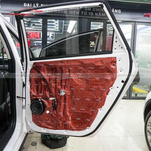 Cách Âm Cửa Xe Hyundai Stargazer