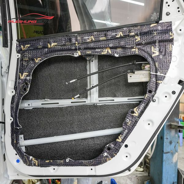 Cách Âm Chống Ồn Cửa Xe Ô Tô