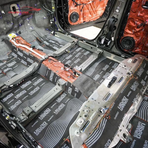 Cách Âm Sàn Xe Toyota Yaris Cross 2024