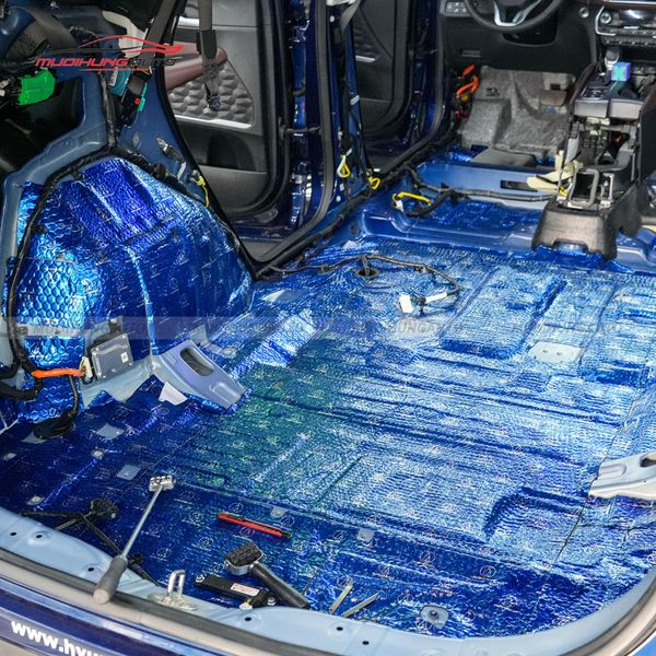 Cách Âm Sàn Xe Hyundai Santafe 2019