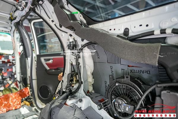 Dán Cách Âm Chống Ồn DrARTEX Chính Hãng Cho Xe Toyota Fortuner