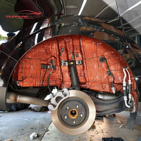 Cách Âm Chống Ồn Hốc Bánh Ô Tô