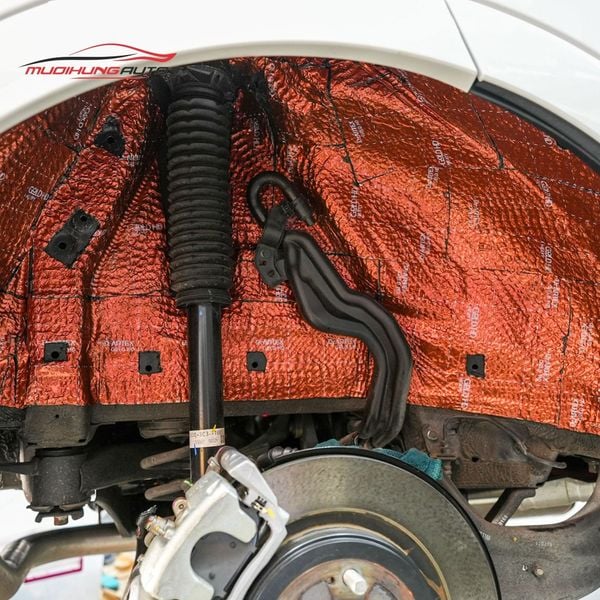 Cách Âm Chống Ồn Hốc Bánh Ô Tô