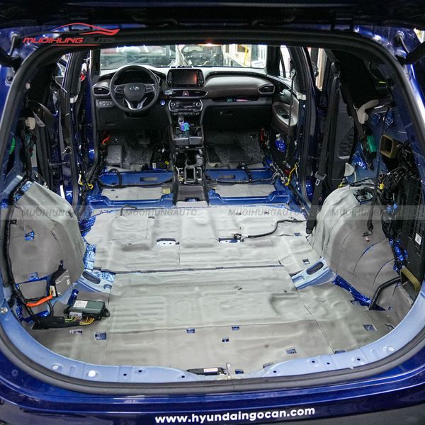 Cách Âm Sàn Xe Hyundai Santafe 2019