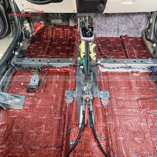 Cách Âm Sàn Xe Mitsubishi Attrage 2016