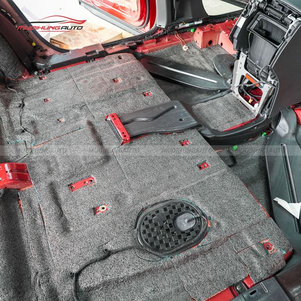 Cách Âm Sàn Xe Volkswagen Teramont 2023