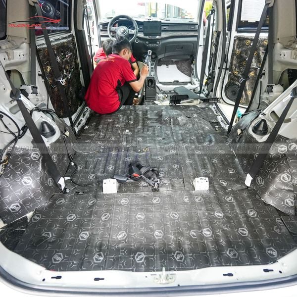 Cách Âm Cốp Xe Suzuki Ertiga