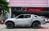 Dán Decal Đổi Màu Xe Mitsubishi Triton Thành Màu Tím