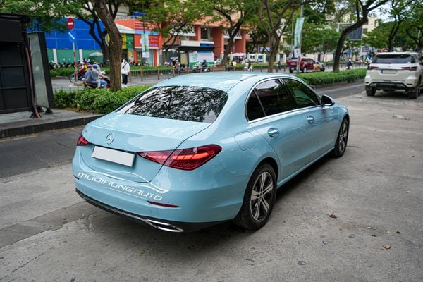 Dán Decal Wrap Đổi Màu Xe Mercedes C200 Uy Tín Tại TPHCM