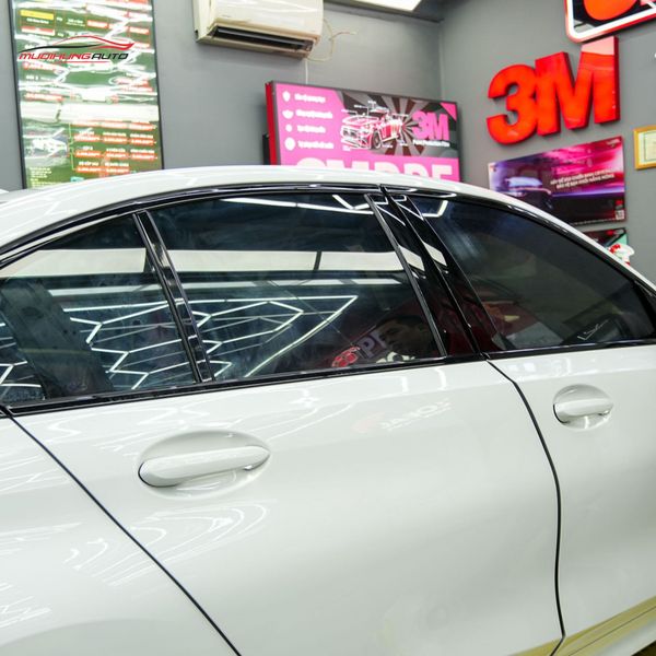 Dán Phim Cách Nhiệt 3M Ô Tô BMW 320i 2024
