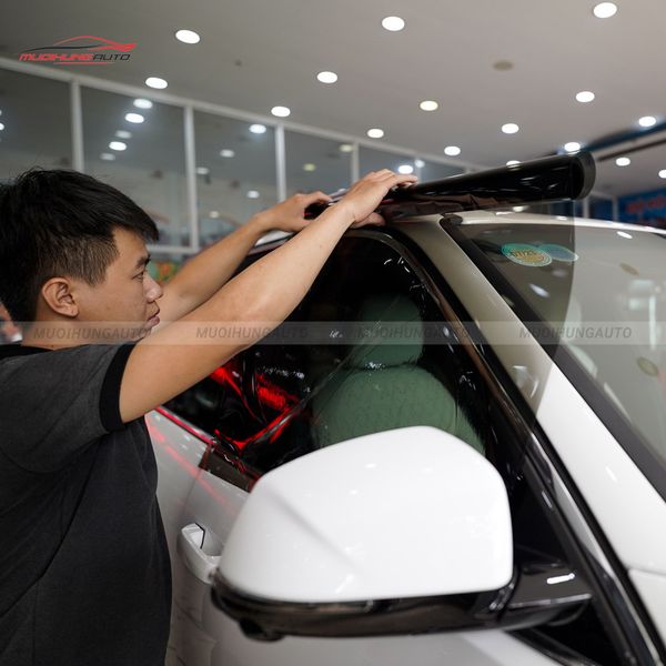 Dán Phim Cách Nhiệt 3M Ô Tô Vinfast President V8