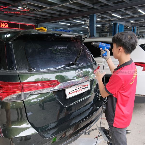Dán Phim Cách Nhiệt 3M Ô Tô Toyota Fortuner