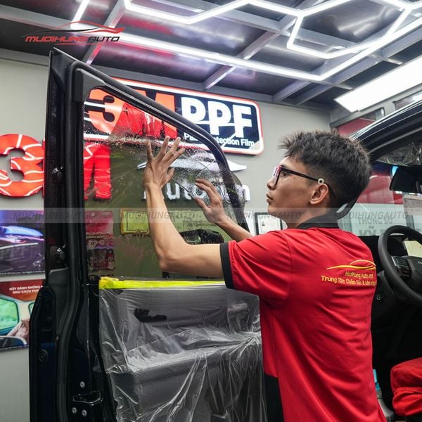 Dán Phim Cách Nhiệt 3M Ô Tô Toyota Land Cruiser Prado 2025