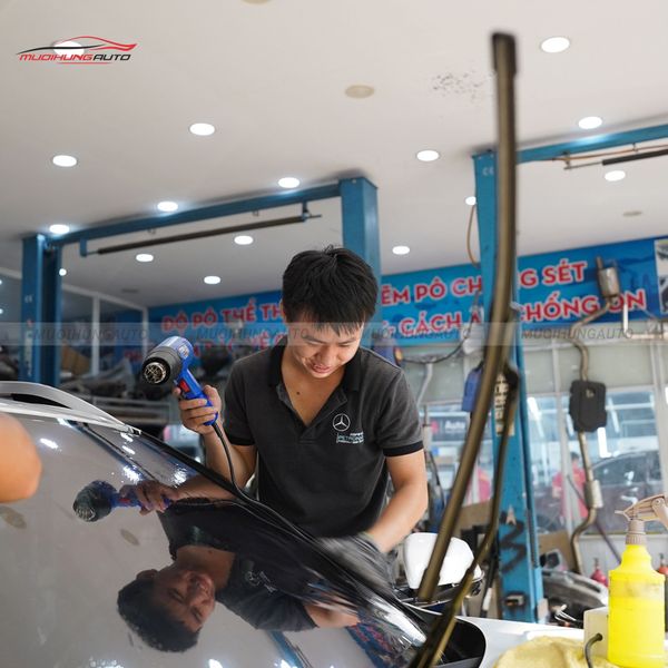 Dán Phim Cách Nhiệt 3M Ô Tô Vinfast President V8