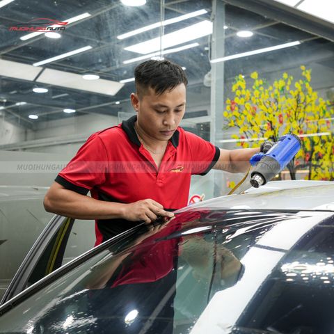 Dán phim cách nhiệt 3M ô tô Audi Q7 2010