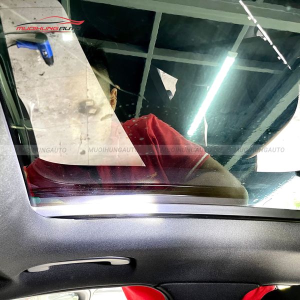 Dán Phim Cách Nhiệt 3M Ô Tô Mercedes GLC 300