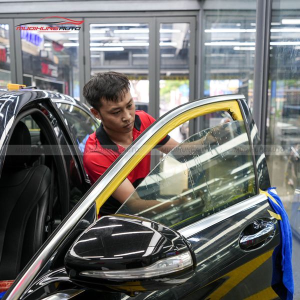 Dán Phim Cách Nhiệt 3M Ô Tô Mercedes S400 2015