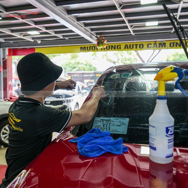 Dán Phim Cách Nhiệt 3M Ô Tô Nissan Navara