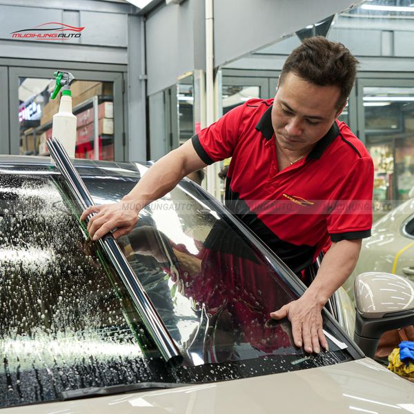 Dán Phim Cách Nhiệt 3M Ô Tô Porsche Cayenne 2022