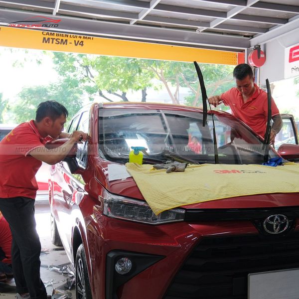 Dán Phim Cách Nhiệt 3M Ô Tô Toyota Avanza