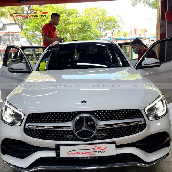 Dán Phim Cách Nhiệt 3M Ô Tô Mercedes GLC 300