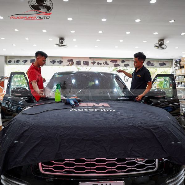 Dán Phim Cách Nhiệt 3M Ô Tô Range Rover Autobiography P400