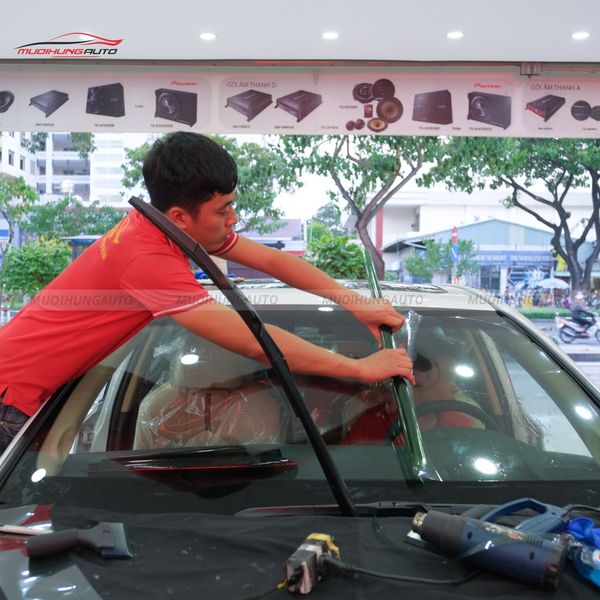 Dán Phim Cách Nhiệt 3M Ô Tô Toyota Camry