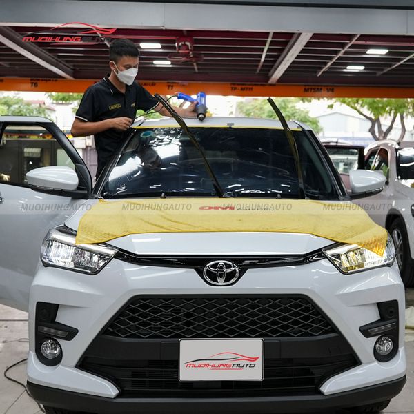 Dán Phim Cách Nhiệt 3M Ô Tô Toyota Raize