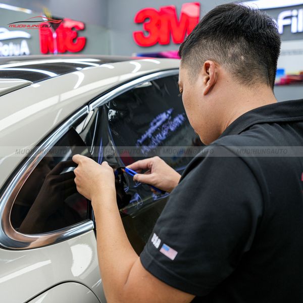 Dán Phim Cách Nhiệt 3M Ô Tô Porsche Cayenne 2022