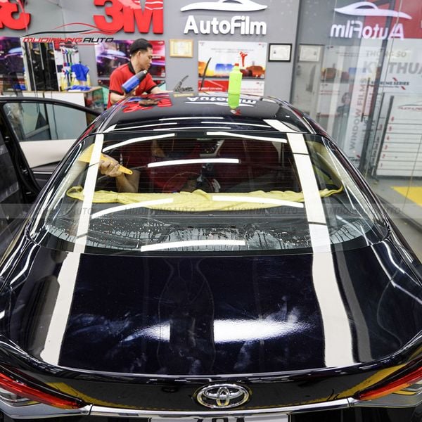 Dán Phim Cách Nhiệt 3M Ô Tô Toyota Altis 2023