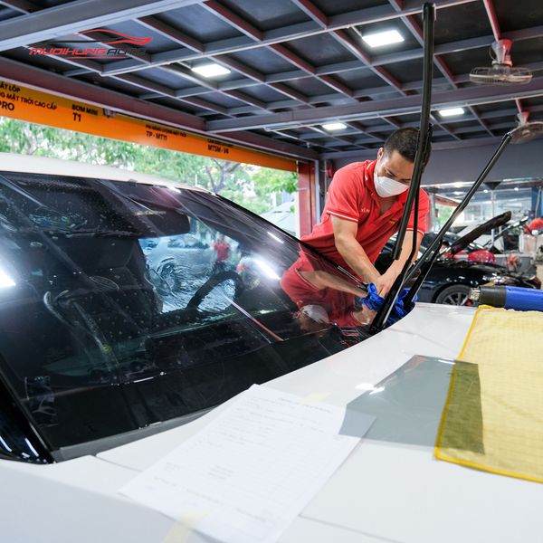 Dán Phim Cách Nhiệt 3M Ô Tô Ford Explorer