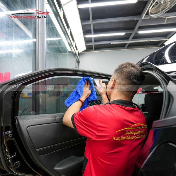 Dán Phim Cách Nhiệt 3M Ô Tô Honda HRV 2023