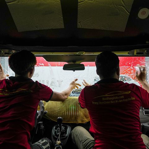 Dán Phim Cách Nhiệt Global Cho Xe Ford Transit 2023