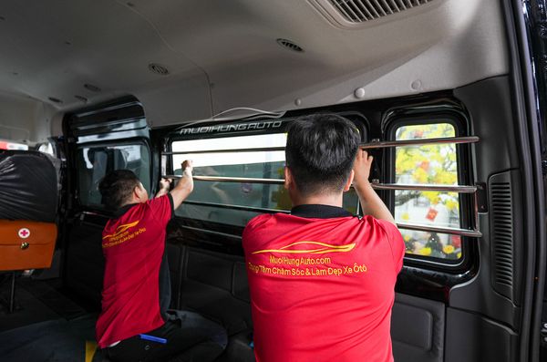 Dán Phim Cách Nhiệt Ntech Cho Xe Ford Transit 2023 Chính Hãng