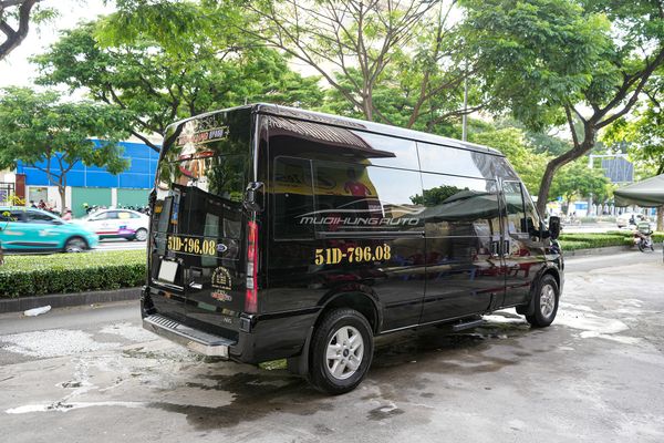 Dán Phim Cách Nhiệt Ntech Cho Xe Ford Transit 2023 Chính Hãng