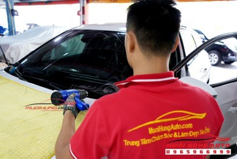 Phim Cách Nhiệt Chống Nóng Xe Hyundai Tucson Tại TPHCM