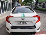 Dán Tem Cảnh Sát Dubai Xe Honda Civic Màu Trắng