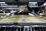 Dán Tem Đổi Màu Vàng Sang Chảnh Cho Xe Mercedes Maybach S650