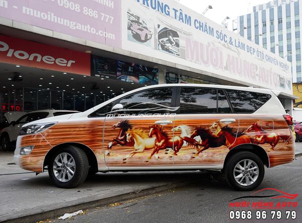 Dán Tem Thể Thao Xe Toyota Innova