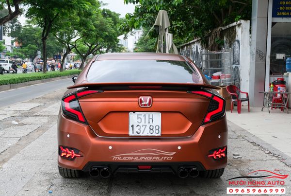 Dán Tem Màu Nâu Cam Độc Lạ Xe Honda Civic 2019 - 2020