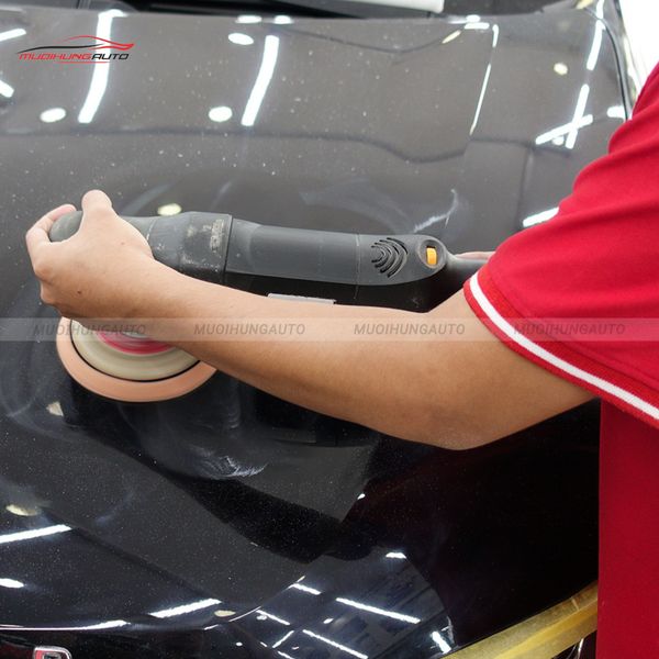 Đánh Bóng Xe Sedan