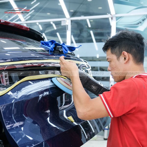 Đánh Bóng Xe Ô Tô Vinfast LUX SA2.0