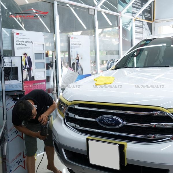 Đánh Bóng Xe Ô Tô Ford Everest 2019