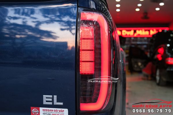 Đèn Hậu LED Nguyên Cụm Cho Xe Nissan Navara Đẳng Cấp