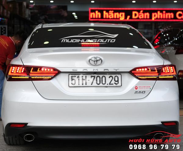 Đèn Nguyên Cụm Cho CAMRY 2020 Mẫu Lexus Chính Hãng