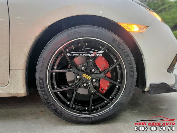 Lên Bộ Mâm Lazang Đúc 18 Inch Đẳng Cấp Cho Xe Honda Civic