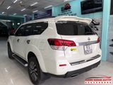 Mẫu Đuôi Cá Sang Chảnh Lắp Cho Xe Nissan Terra Tại TPHCM