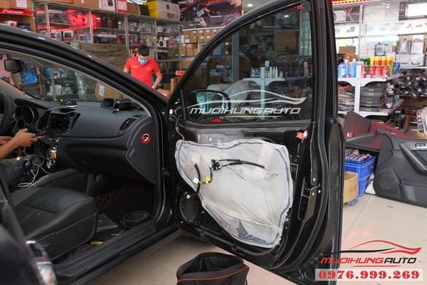 Độ Âm Thanh Loa Sub Nakamichi Xe Kia Forte