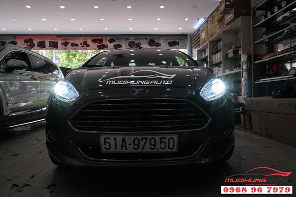 Độ Bi LED GTR Và Vòng Angel Eyes Cho Xe Ford Fiesta