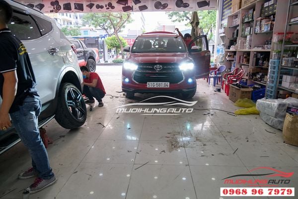 Độ Bi Xenon Gầm Xe Toyota Innova 2019 - 2020